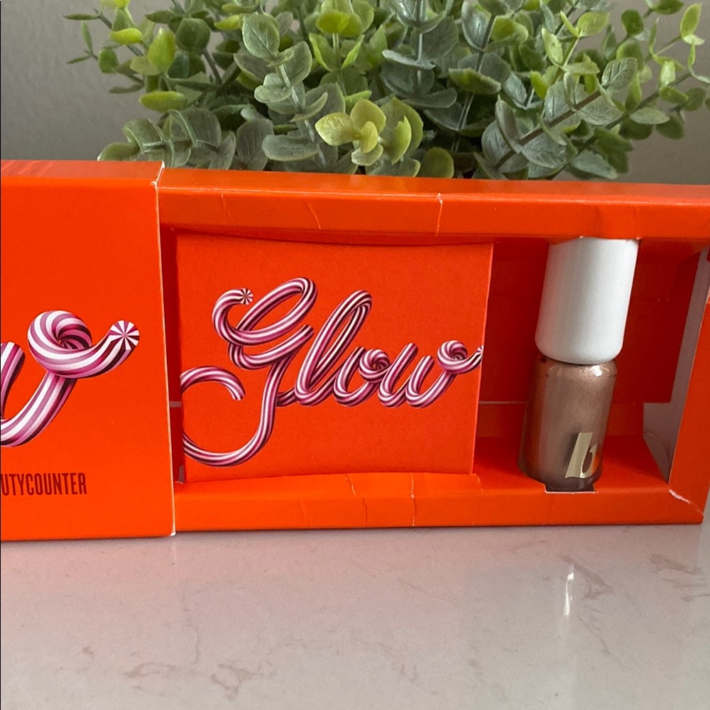 Shimmer & Glow Makeup Duo by Beautycounter